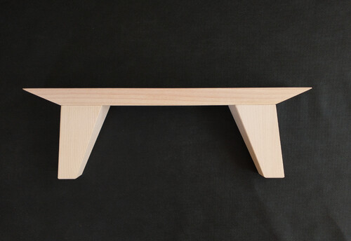wym. dł 45 cm x wys. nóżek 12 cm.jpg